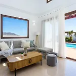 Villa Montanablanca Private Heated Pool & Stunning Views Playa Blanca (Lanzarote)