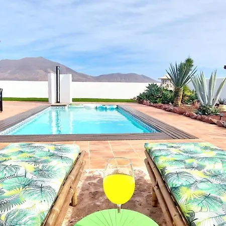 Montanablanca Private Heated Pool & Stunning Views