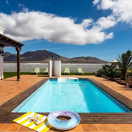 Montanablanca Private Heated Pool & Stunning Views *